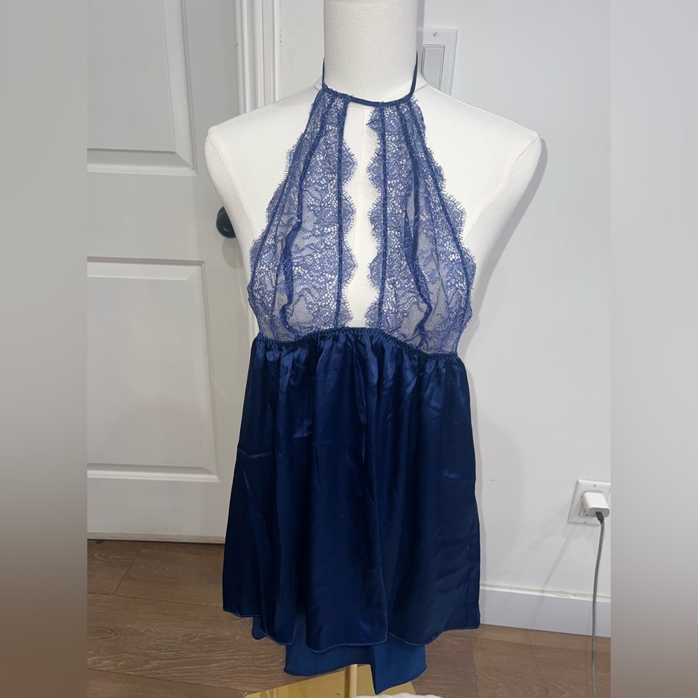 Victoria's Secret Midnight Blue Rhinestone Lace Sleep Set – S